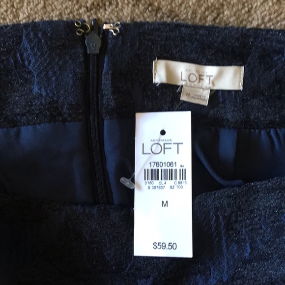 Loft navy jacquard sparkly mini skirt🌸 🌺 🌺 - Picture 2 of 5